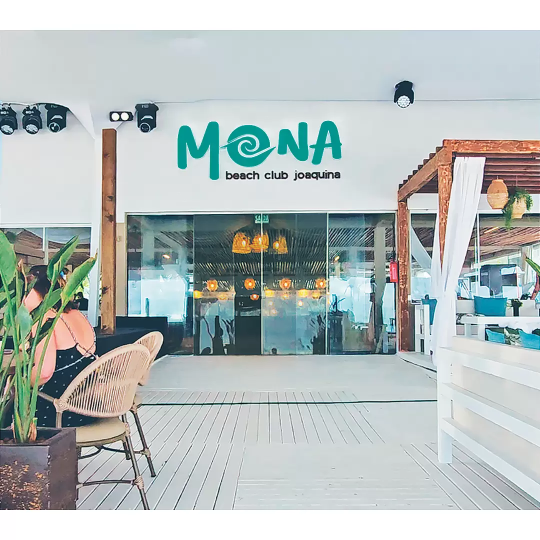 Mona Beach Club um novo paraíso à beira mar na Praia da Joaquina