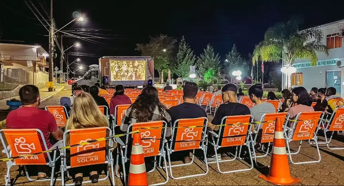 Curtas catarinenses são atração de projeto cultural itinerante e gratuito