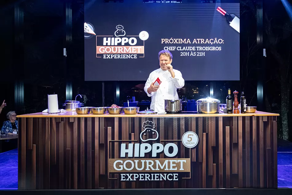 Claude Troisgros une cozinhas francesa e brasileira em aula show em Florianópolis