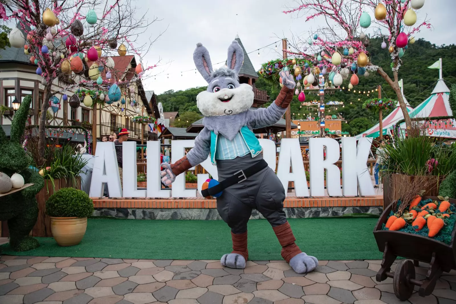 Osterfest e Páscoa no Alles Park: Atrações para quem visita Pomerode