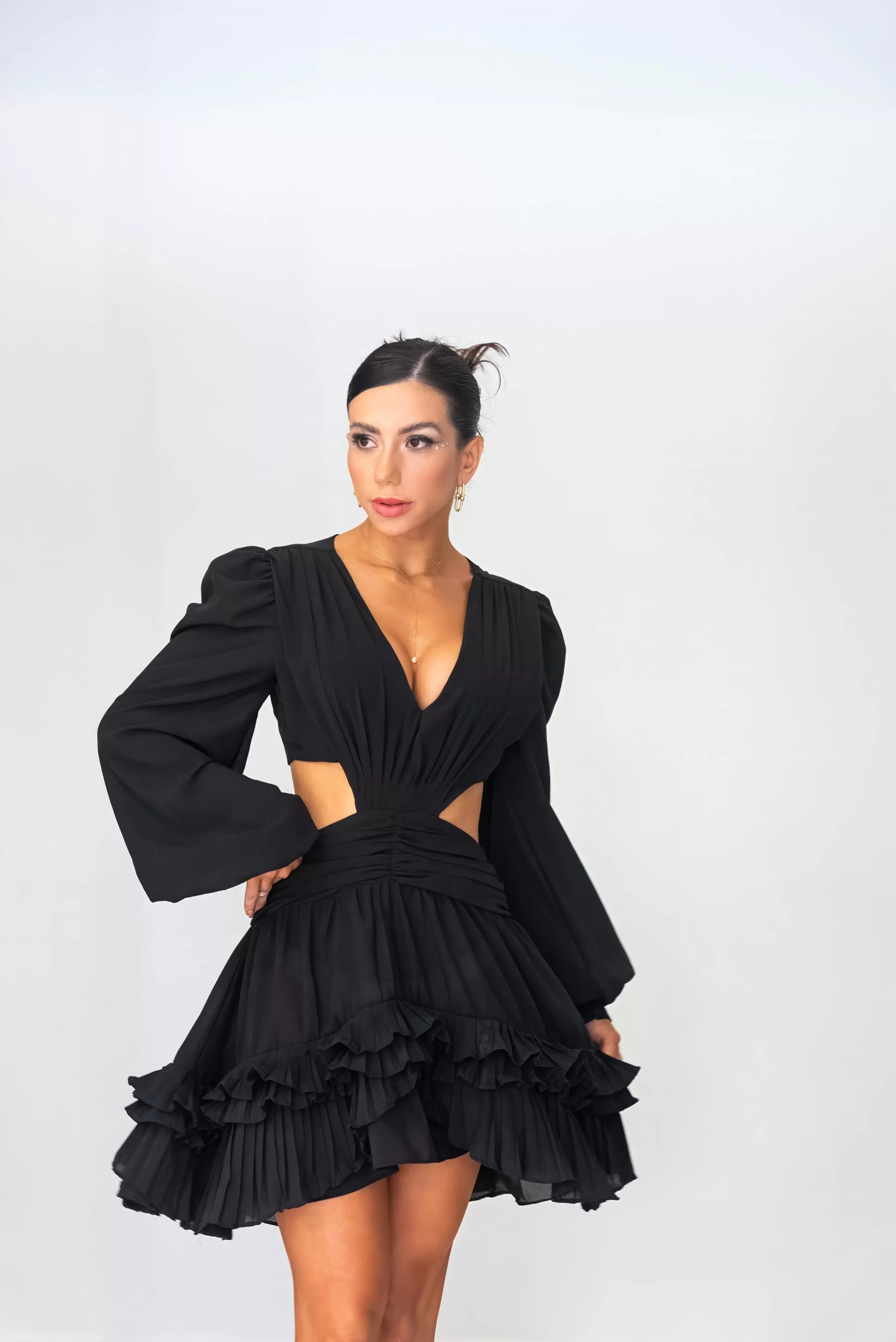 Thayane Santana lança coleção de moda Neo Femme