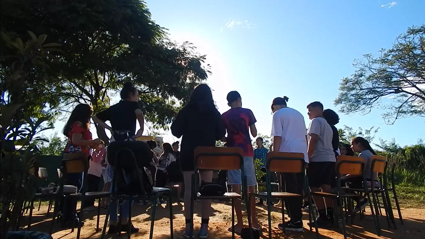 Projeto cultural busca estimular escrita criativa entre crianças e jovens em escolas da Grande Florianópolis por meio da pedagogia do teatro