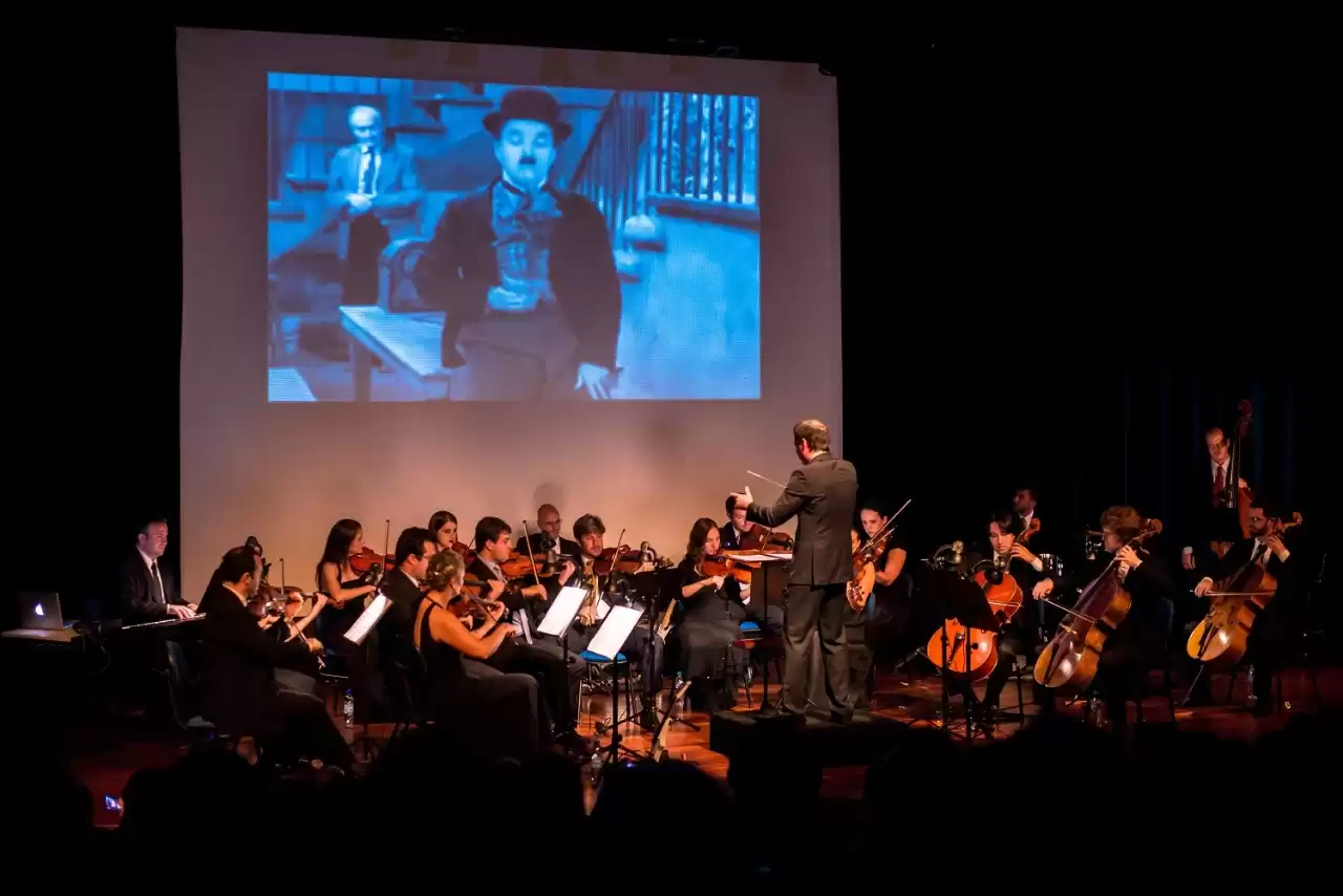 Camerata Florianópolis neste sábado (11), no Drive-in da Arena Petry