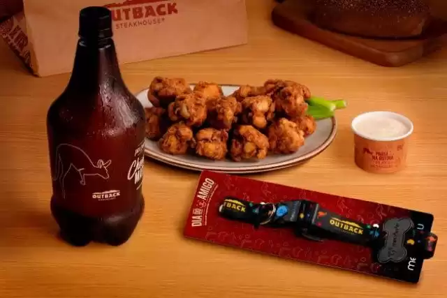 Outback se une à Petz e MeuAuAu para incentivar adoção de cães