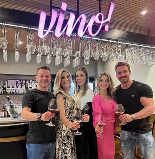 Vino inaugura unidade em Balneário Camboriú